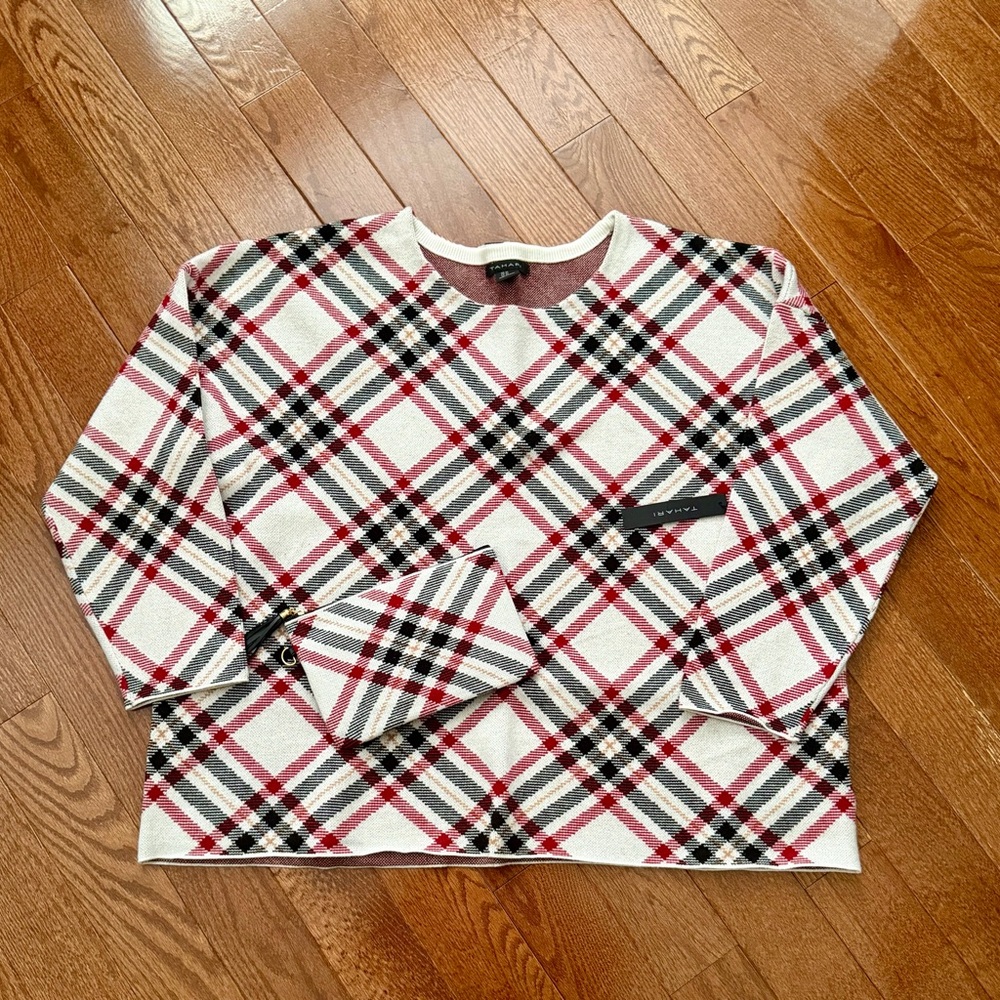 Women’s Tahari Poncho with Matching Pouch Size 3X